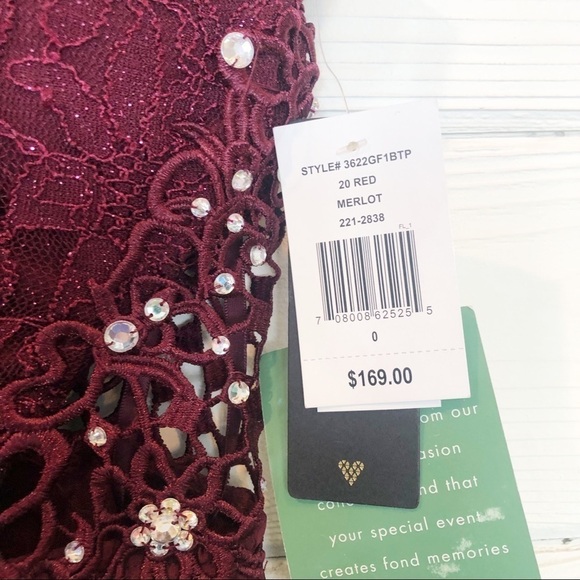 City triangles Red Merlot Sleeveless Slit Dress - Picture 10 of 15